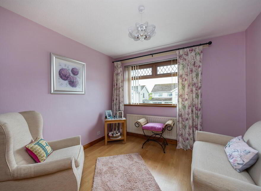 16 Glennor Crescent, Carryduff, Belfast, BT8 8HW