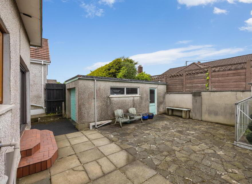 16 Glennor Crescent, Carryduff, Belfast, BT8 8HW