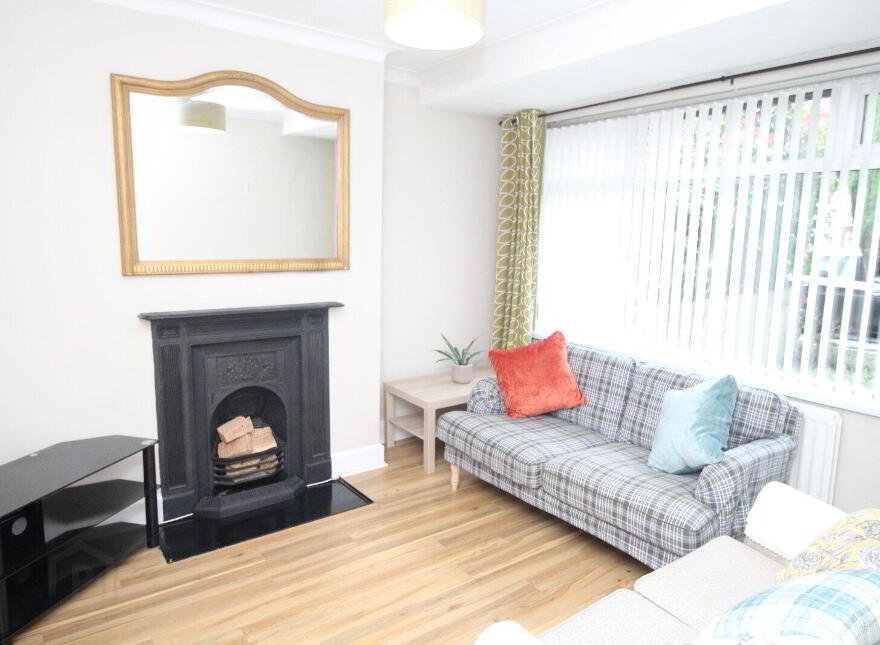 29 Sunnyhill Park, Dunmurry, Belfast, BT17 0PY