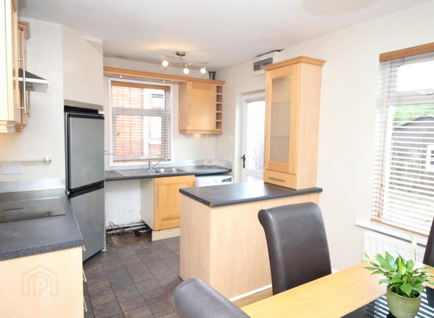 29 Sunnyhill Park, Dunmurry, Belfast, BT17 0PY