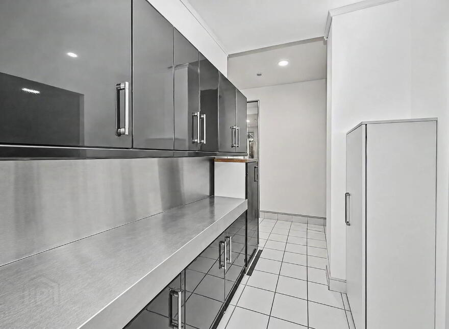 120c Castlereagh Street, Belfast, BT5 4NL