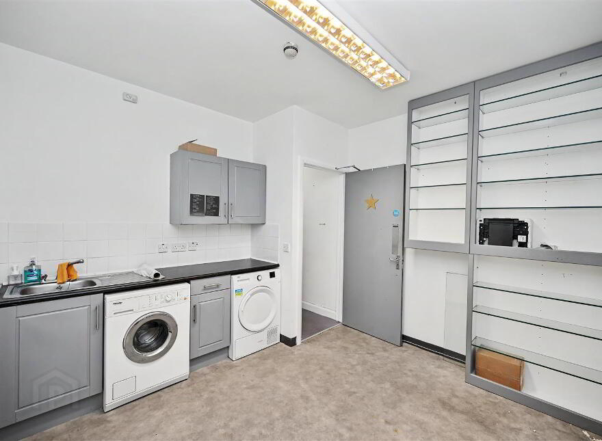 120c Castlereagh Street, Belfast, BT5 4NL
