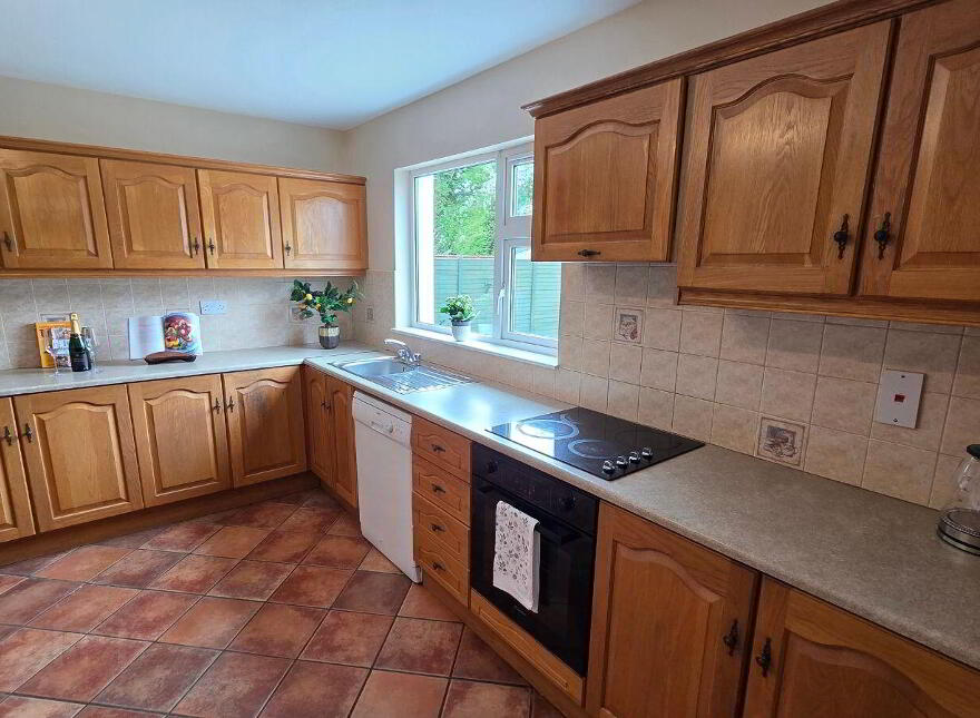 23 Rathdrum, Drumalee, H12R585