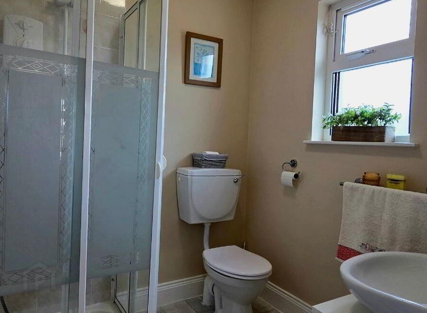 23 Rathdrum, Drumalee, H12R585