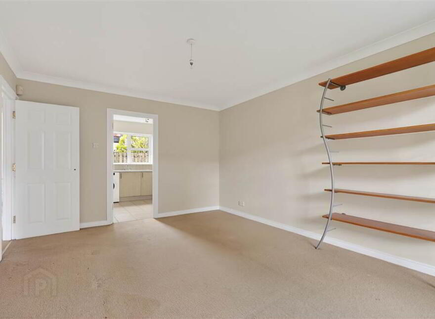 39 Ardenlee Crescent, Off Ravenhill Road, Belfast, BT6 8QN