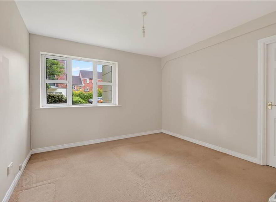 39 Ardenlee Crescent, Off Ravenhill Road, Belfast, BT6 8QN