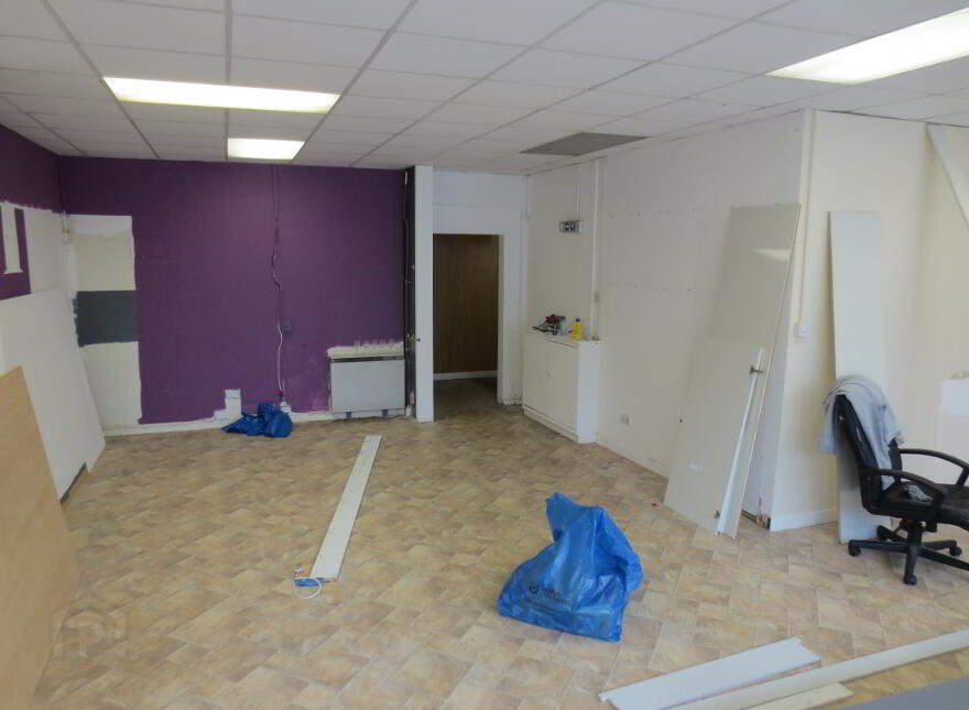 Great Location, 165 Ormeau Road, Queens Quarter, Belfast, BT7 1SQ