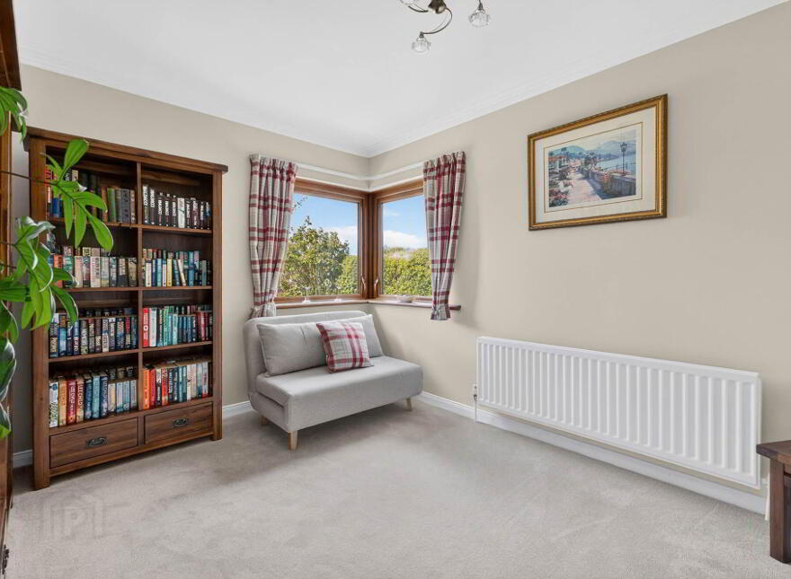 9 River Road, Lisburn, BT27 6TN