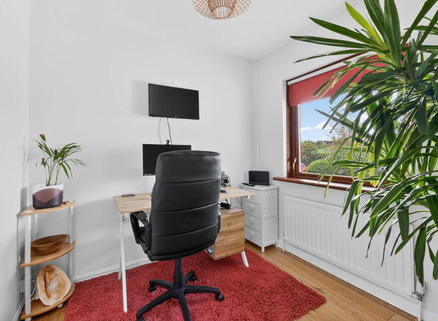 9 River Road, Lisburn, BT27 6TN