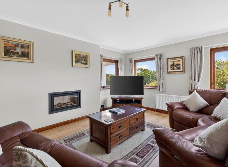 9 River Road, Lisburn, BT27 6TN