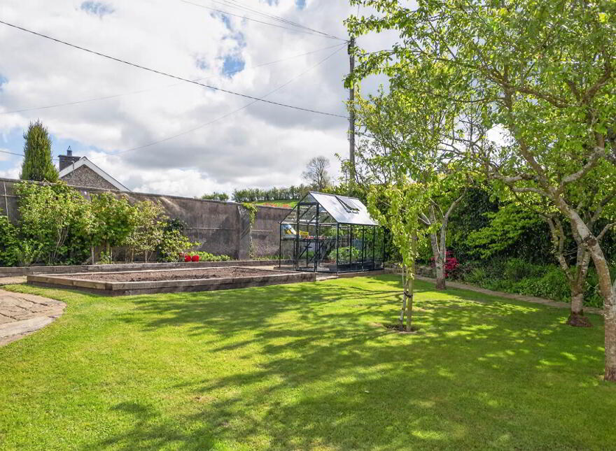 9 River Road, Lisburn, BT27 6TN