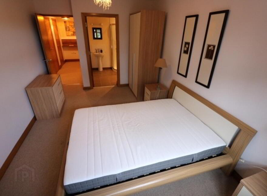 Apt 2 230 Malone Road, Belfast, BT9 5LQ
