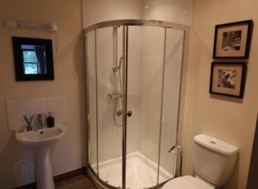 Apt 2 230 Malone Road, Belfast, BT9 5LQ