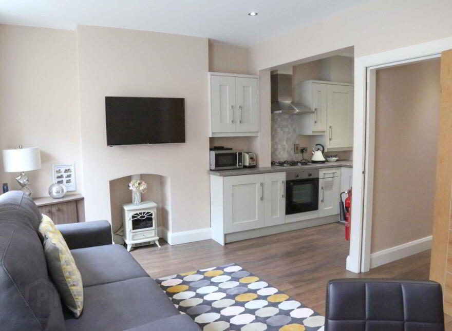 Apartment 2 6 Belgravia Avenue, Belfast, BT9 7BJ