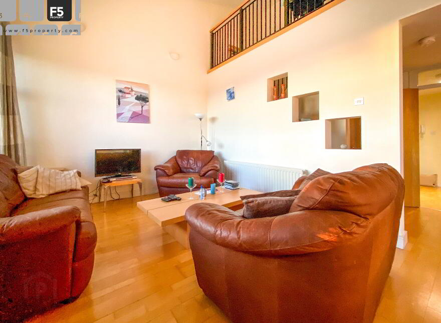 704, Park Avenue, Dublin Road, Belfast, BT7 1AQ