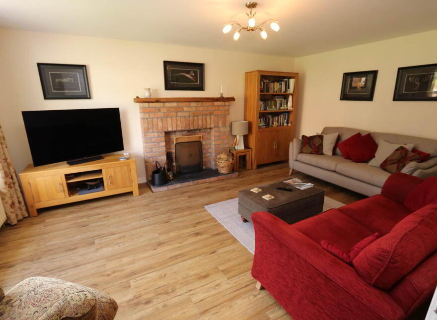 2 Brochan Field, Clabby, BT75 0LU