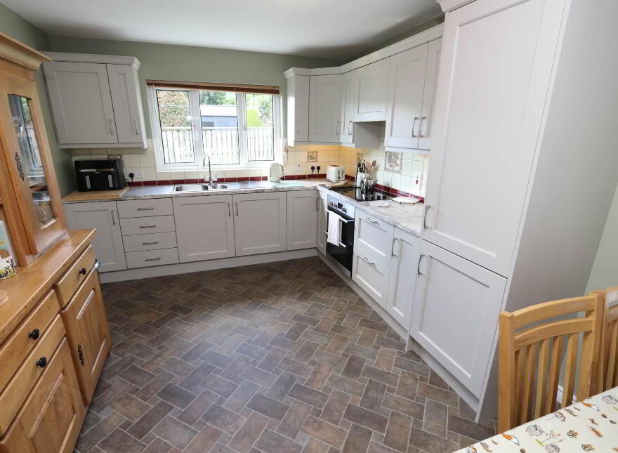 2 Brochan Field, Clabby, BT75 0LU