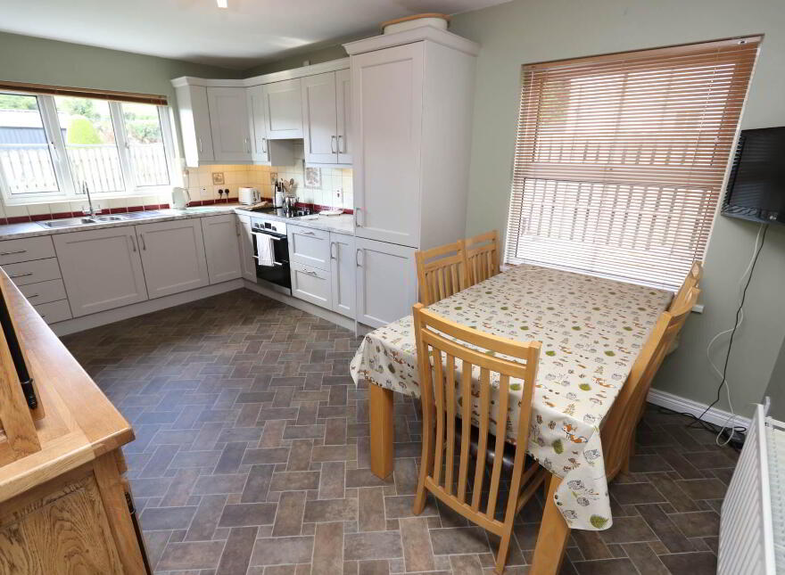 2 Brochan Field, Clabby, BT75 0LU