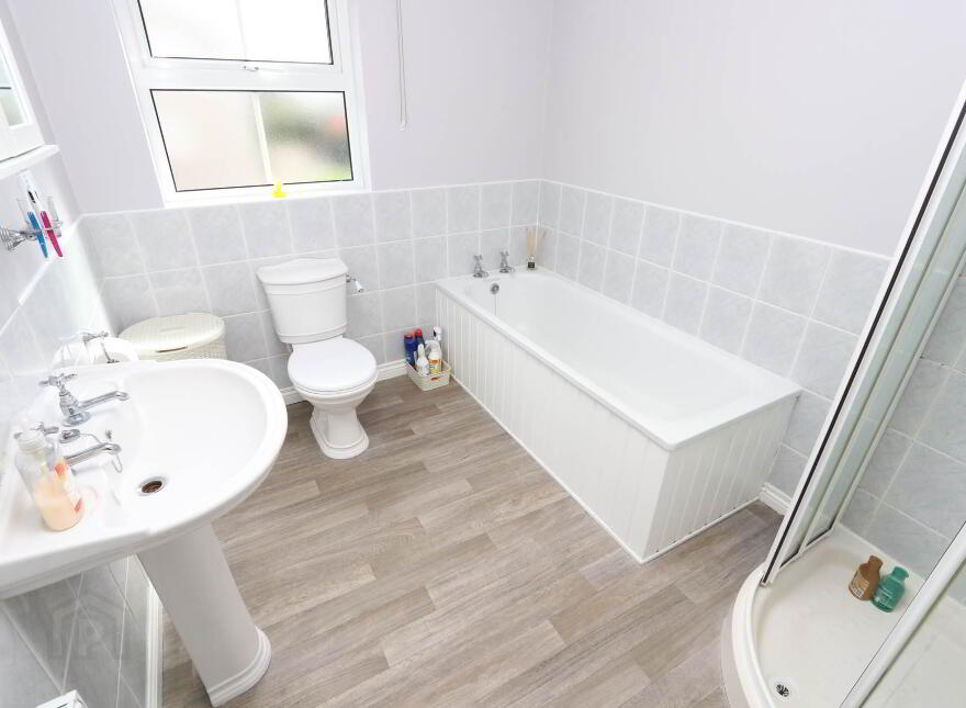 2 Brochan Field, Clabby, BT75 0LU