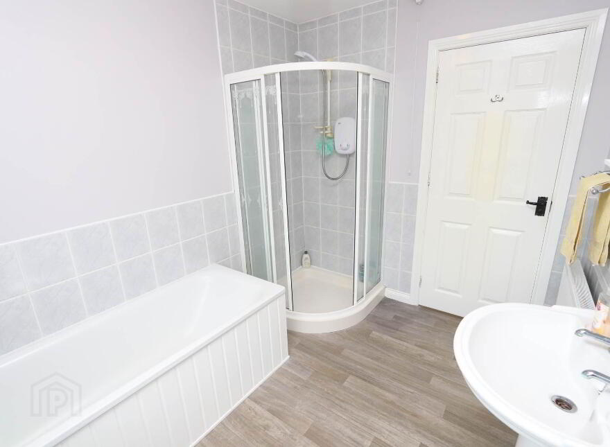 2 Brochan Field, Clabby, BT75 0LU