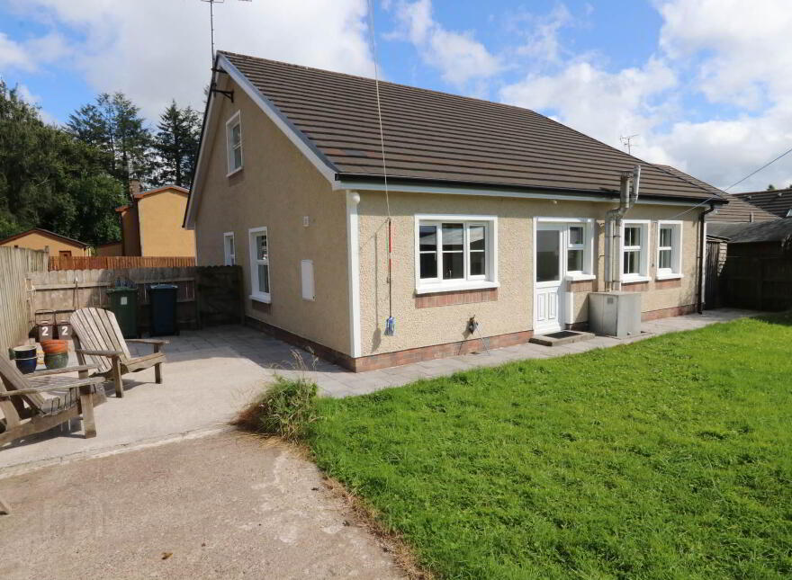 2 Brochan Field, Clabby, BT75 0LU