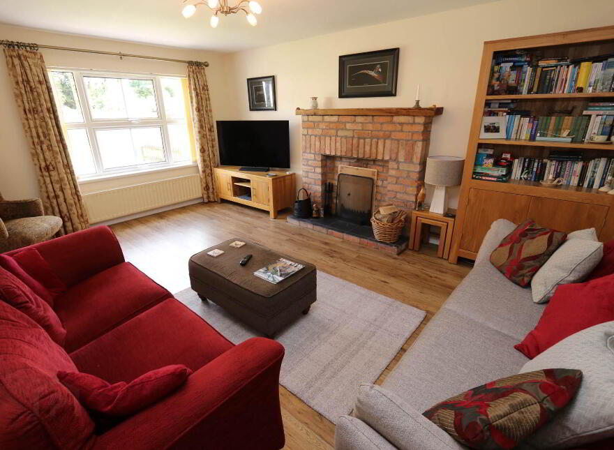2 Brochan Field, Clabby, BT75 0LU