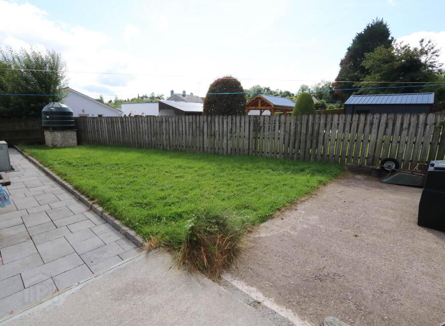 2 Brochan Field, Clabby, BT75 0LU