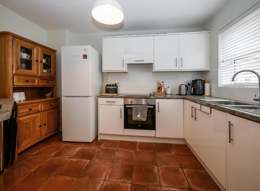 14 Ardenlee Court, Ravenhill Road, Belfast, BT6 8QE