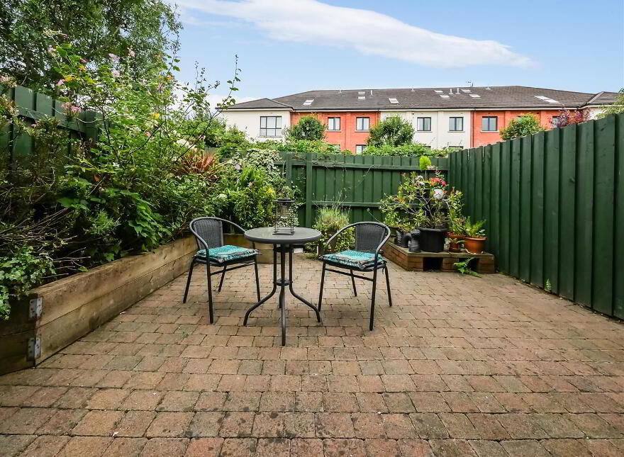 14 Ardenlee Court, Ravenhill Road, Belfast, BT6 8QE