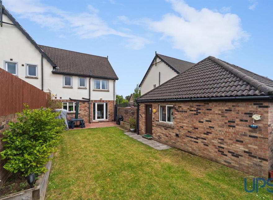 21 Lagmore View Way, Stewartstown Road, Dunmurry, Belfast, BT17 0FP
