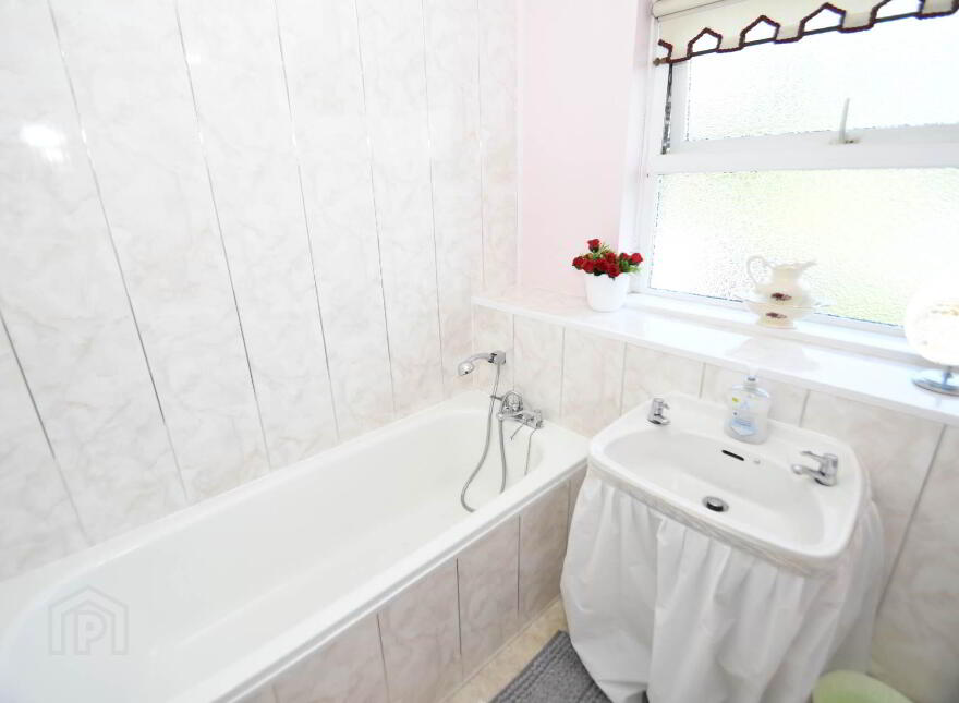 10 Glencolin Way, Glen Road, Belfast, BT11 8NY