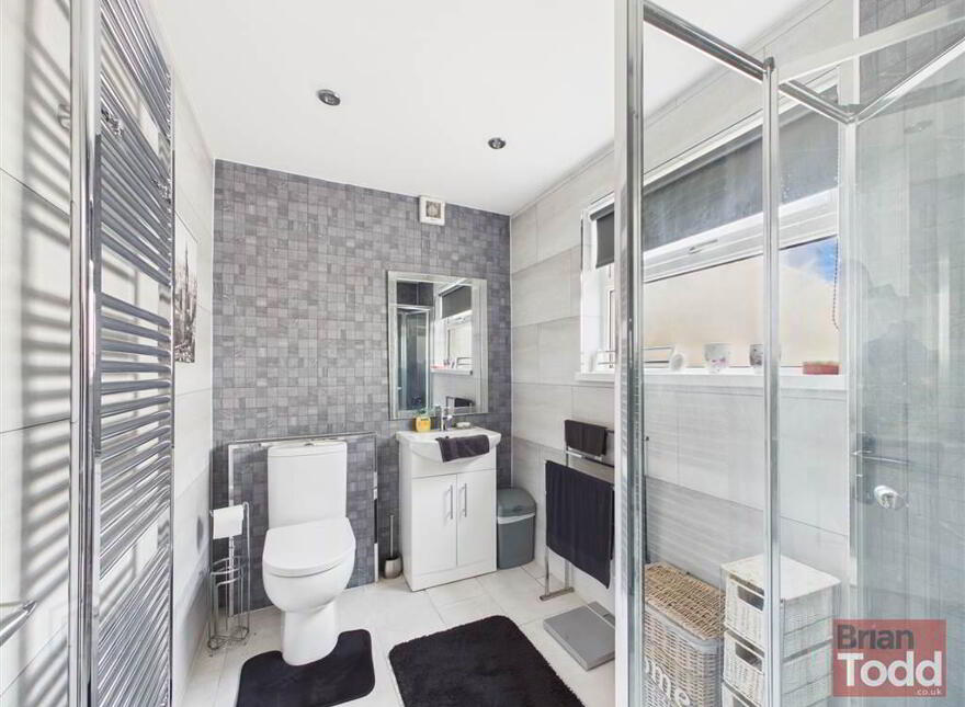 Old Glenarm Road, Larne, BT40 1NQ