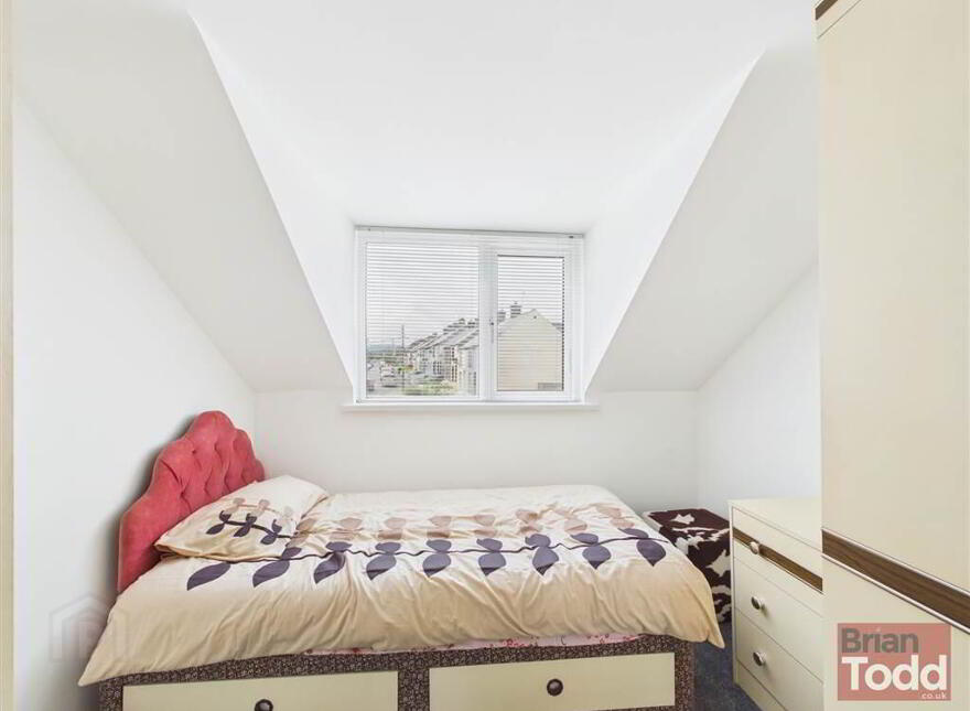 Old Glenarm Road, Larne, BT40 1NQ