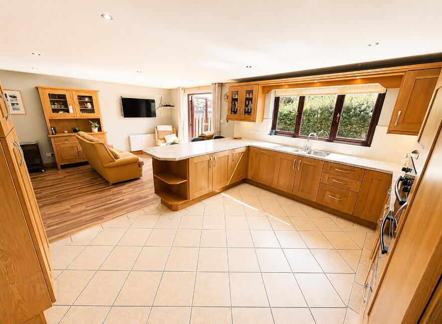 43 Ashburn Avenue, Kilfennnan, L'Derry, BT47 5QE
