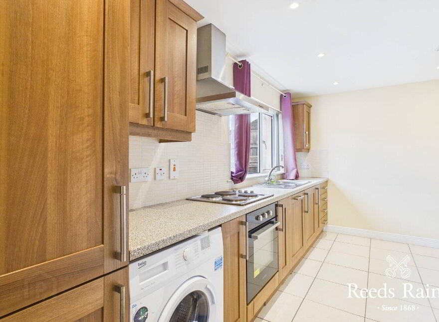 35 Dunraven Crescent, Belfast, BT5 5LE