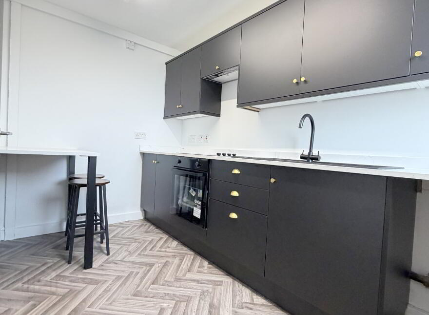 12A Moveen House, Benmore Drive, Finaghy, BT10 0EF