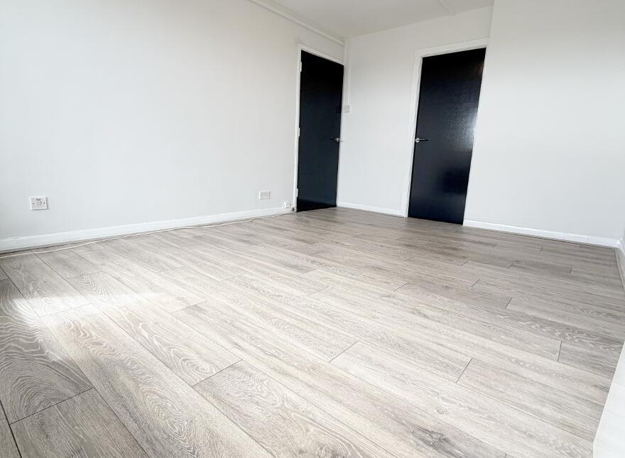 12A Moveen House, Benmore Drive, Finaghy, BT10 0EF