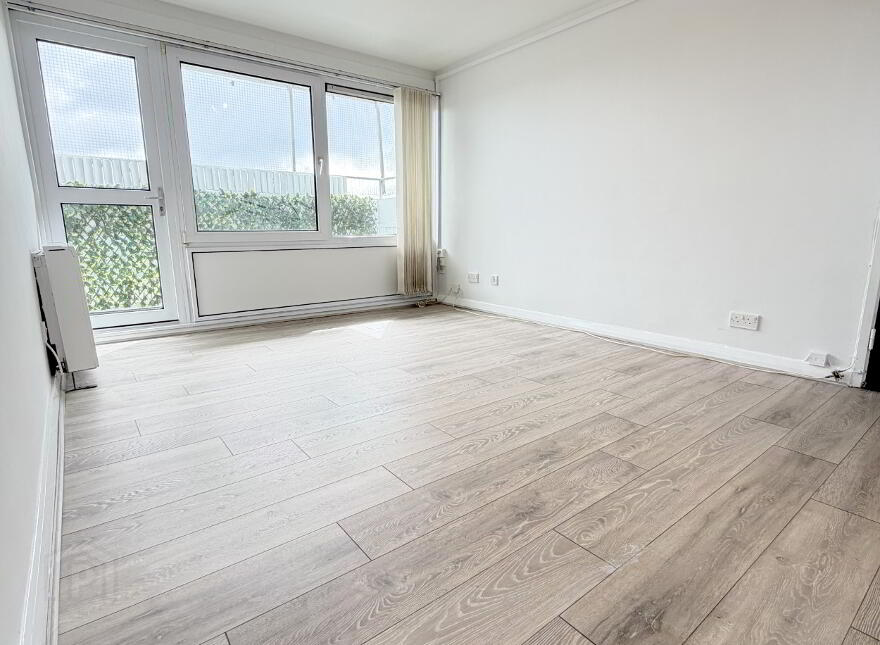 12A Moveen House, Benmore Drive, Finaghy, BT10 0EF