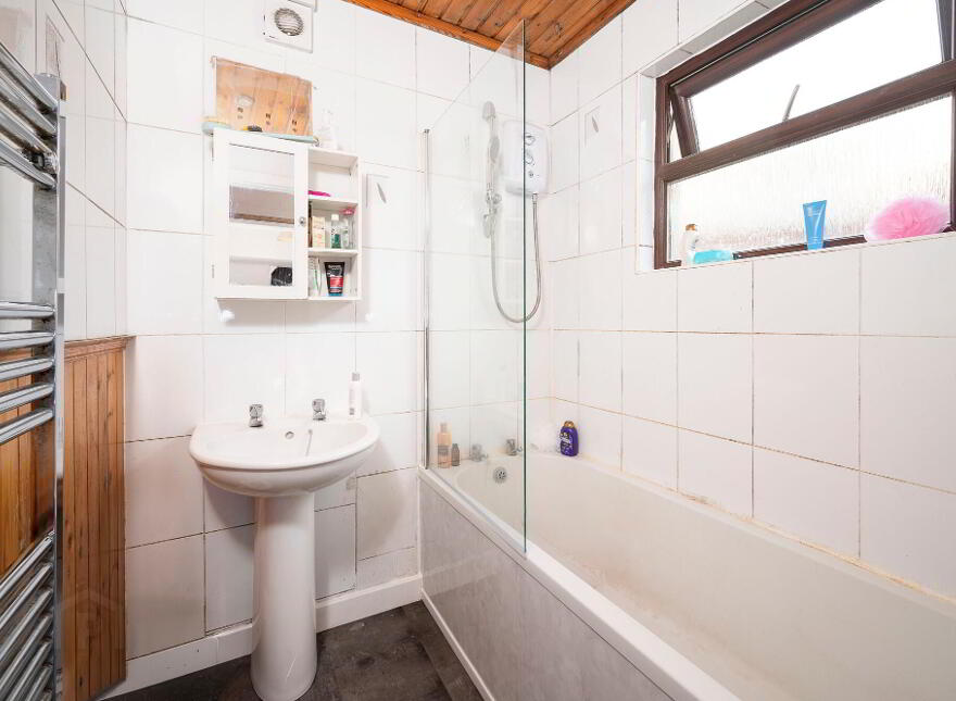 8 Artana Street, Belfast, BT7 2FF