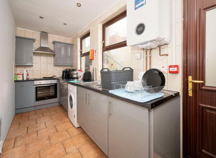 8 Artana Street, Belfast, BT7 2FF