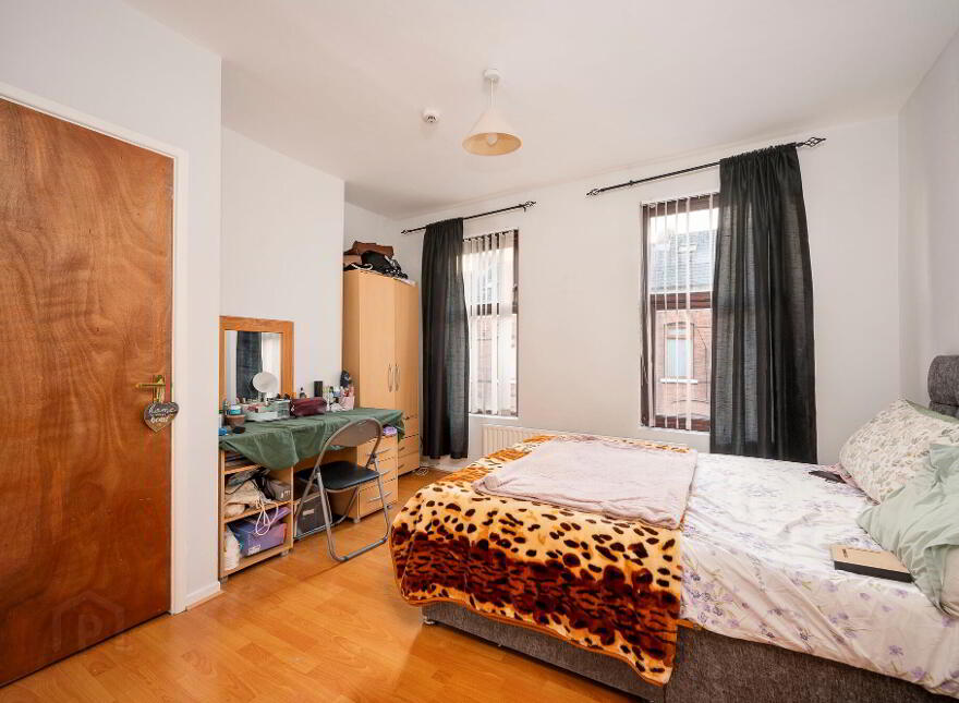 8 Artana Street, Belfast, BT7 2FF
