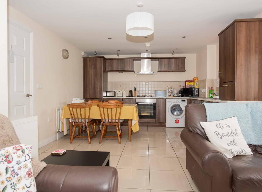 Apt 6 Forest House, 72 Beech Heights, Belfast, BT7 3LQ