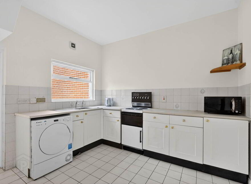 102 Donnybrook Street, Belfast, BT9 7DG