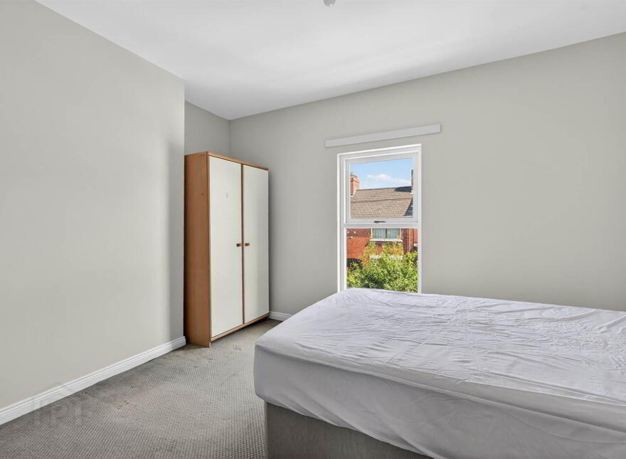 102 Donnybrook Street, Belfast, BT9 7DG