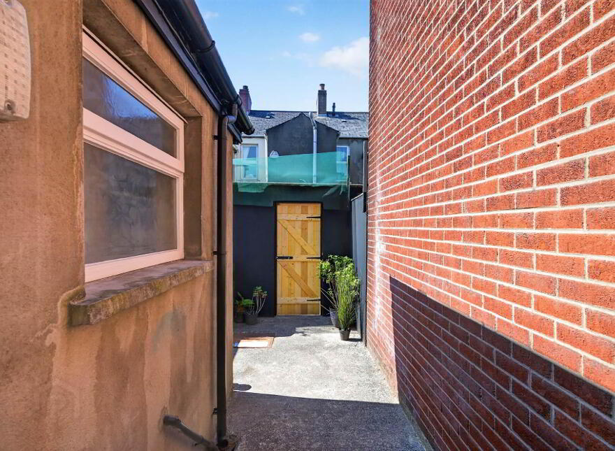 102 Donnybrook Street, Belfast, BT9 7DG