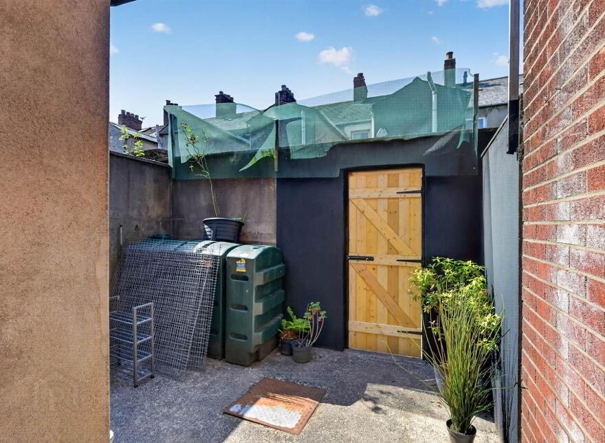 102 Donnybrook Street, Belfast, BT9 7DG