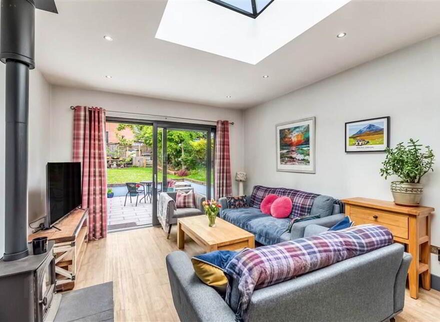 52 Glenburn Road, Dunmurry, Belfast, BT17 9AN