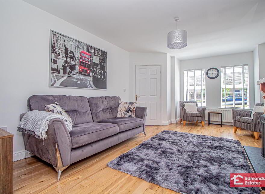 67 Rossdale, Ballymena, BT42 2SA