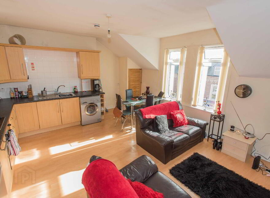 Apt 3, 5 Malone Avenue, Belfast, BT9 6EN