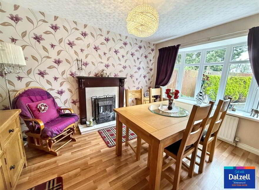 22 Laurel Grove, Lisburn, BT28 3EW